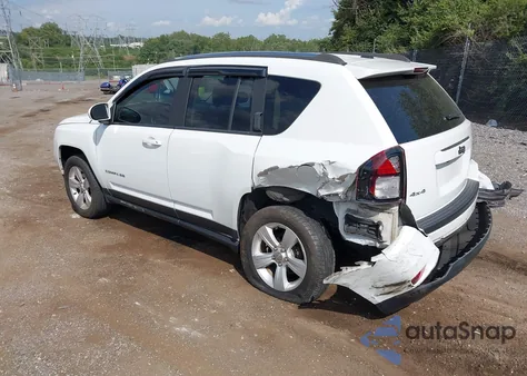 2015 Jeep Compass Latitude из США, поврежденный, VIN 1C4NJDEBXFD162482